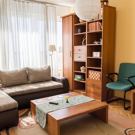 Sunny Apartment Belgrado Buitenkant foto